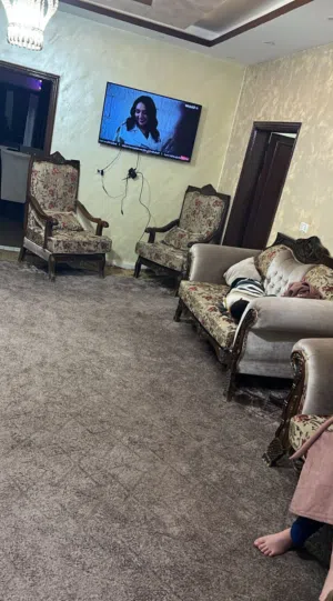 طقم كنب زان وسويد