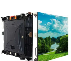 شاشة عرض LED داخلية عالية الدقة (P1.8) - موديل FS Plus Module Indoor P1.8 High Resolution LED Screen