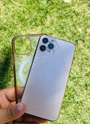 Apple iPhone 11 Pro 256 GB in Al Maya