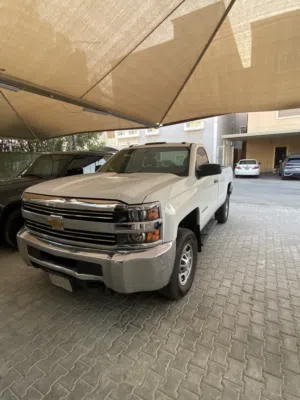 Used Chevrolet Silverado in Al Jahra