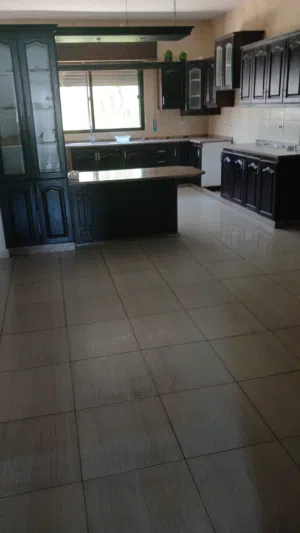 160 m2 3 Bedrooms Apartments for Rent in Amman Shmaisani