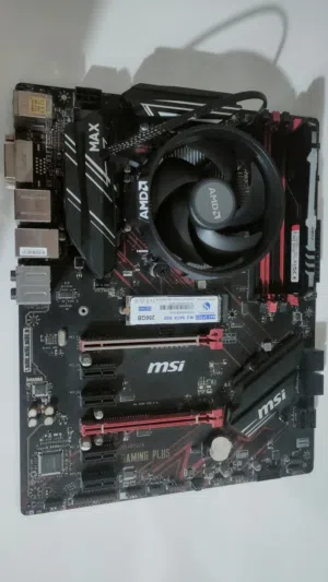 مذر بورد b450 msi gaming max plus نسخة نادرة و بكارتونها و كل ملحقاتها وياها السعر 150 الف اقرالوصف
