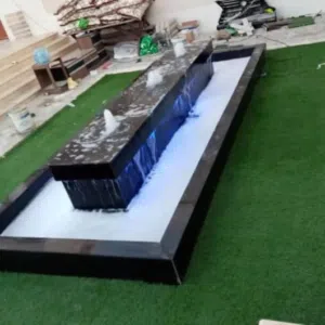 مسابح شلالات ونوفير فيبر جلاس