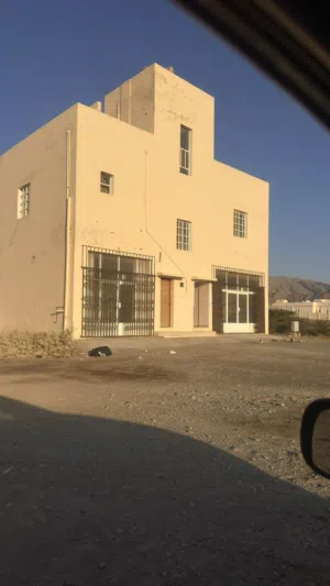  Building for Sale in Al Dakhiliya Bidbid