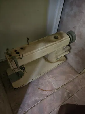 Tailoring machine