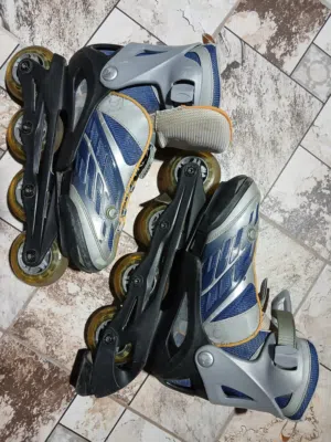 رولر سكيت Rollerblade أصلي مميز - مقاس متغير (36 لـ 40) - للبيع المستعجل