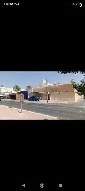 ‏أكثر من 6 غرف ‏.‏ ٤ حمّامات ‏.‏ 49 م٢‏0