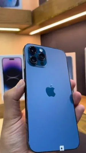 iPhone 12 Pro 128GB للبيع – نظيف جداً