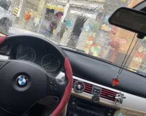 بي ام دبليو 320i - استعمال راقي جداً وممشى قليل - BMW 320i 2011