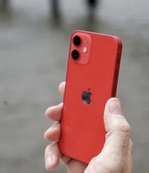 Apple iPhone 12 Mini 128 GB in Al Ain