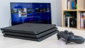 بلاستيشن 4 برو مع ثلاث اجهزه