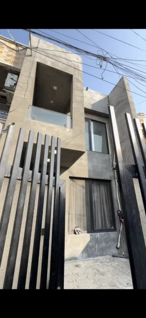 بيت 90 متر للبيع 3 غرف نوم بناء حديث مع المطبخ منطقة بغداد/الدورة/ شرطة حاتم السعدون/شارع رياض احمد
