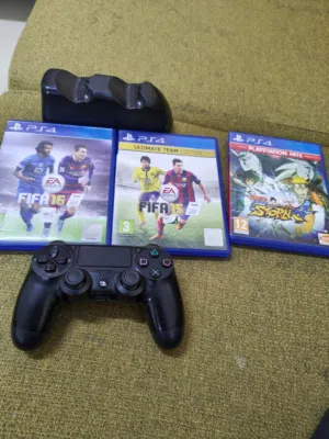 ps 4 cd and one original controller and original sony charging station