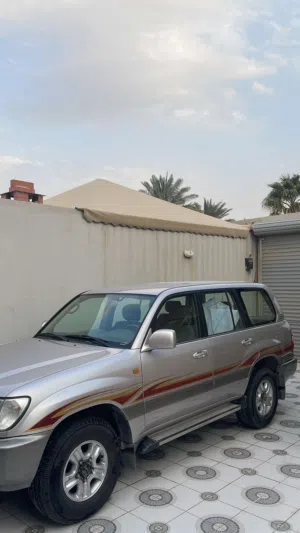 كروزر للبيع