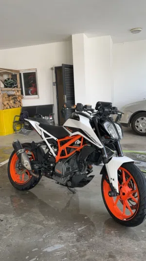 KTM . 390 DUKE . 20180