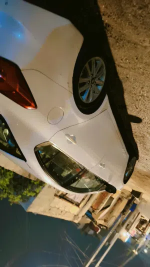 سيراتو فول مواصفات ماعده البصمه