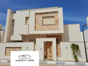 فيلا دور وملحق للبيع