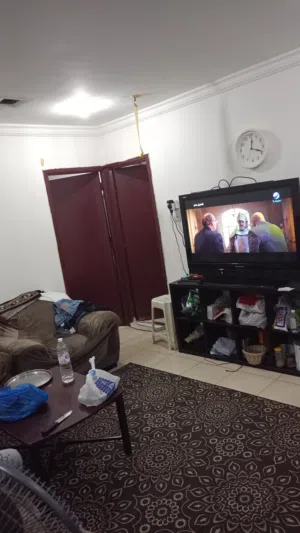 مشاركة سكن بالسالمية قرب سوق السالمية القديم ميدان حولى