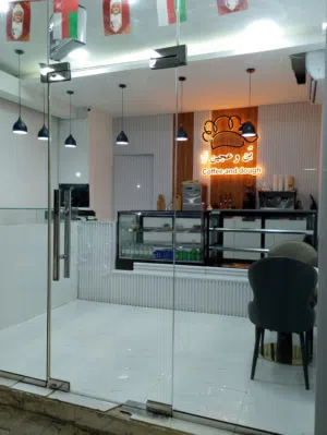 للبيع مقهى مع معدات وعمال وسجل و الاسم تجاري