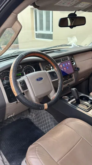 Used Ford Expedition in Al Dakhiliya