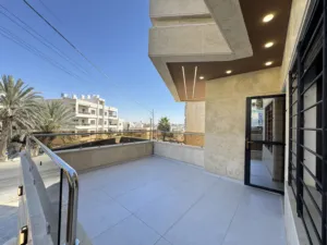220 m2 4 Bedrooms Apartments for Sale in Amman Al Bnayyat