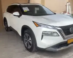 Used Nissan Rogue in Al Batinah
