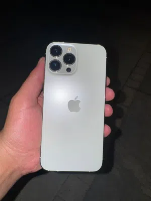ايفون 13 بروماكس