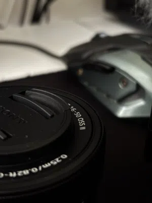 Sony kit lens 16-55 f3.5-5.6 mark ii