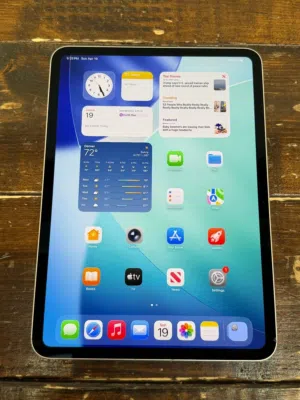 iPad Pro 11 إنش - الجيل الثالث (2021) - شريحة M1