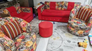 للبيع كراسي من 7 اشخاص مستعمله ونظيفة