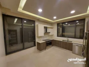 700 m2 5 Bedrooms Villa for Rent in Amman Dabouq