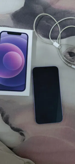 ايفون 12 شرق أوسط