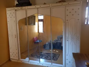 Bedrooms - Beds . Used4