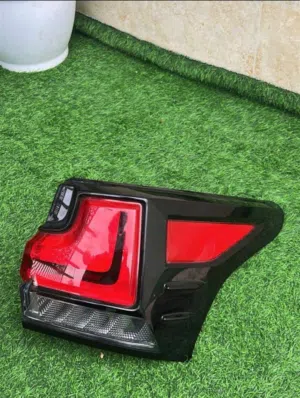 ليت لكزس LX600 موديل 2024 وكااله كهربته شغاله ومافيه شي بس كسر صغيير