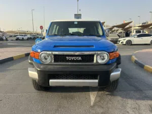 تويوتا FJ VXR موديل 2009 ازرق خليجي
