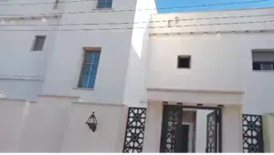 منزل ارضى وثلاثة شقق للبيع الحاراتى زويتة عين زارة