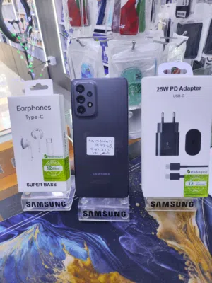 المطلوب وبشده Samsung A73 5G وكالة بدون كرتونه جيجا 256 رام 16 معه بكج هدية