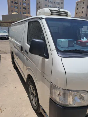 Used Toyota Hiace in Farwaniya