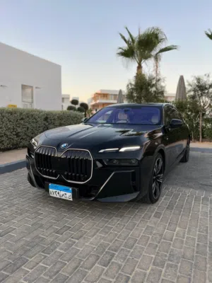 Bmw 7 series 2025 للإيجار