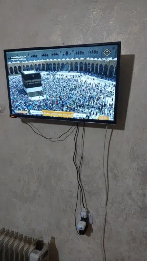 شاشة بلازما 32 انش .