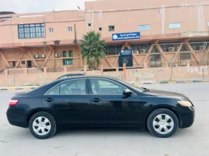 تويوتا كامري 2008 للبيع