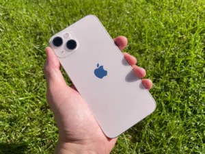 Apple iPhone 13 128 GB in Zarqa