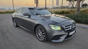 مرسيدس  E350    خليجي 2019 بحالة الوكالة صيانة الوكالة الصيانة القادمة بعد 13000 كم