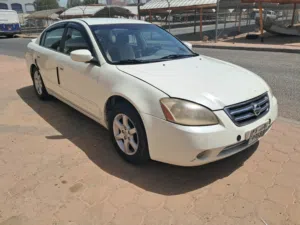 نيسان التيما 2005 بحاله ممتازه