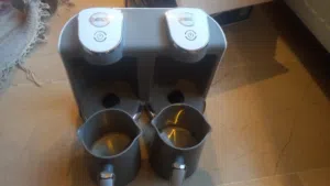 ماكنة قهوه وأشياء أخرى  اللبيع