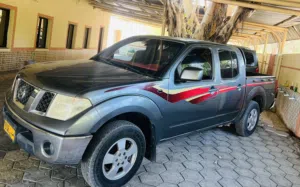 Used Nissan Navara in Al Batinah