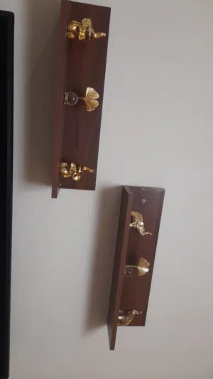 بوفيه وطاولة