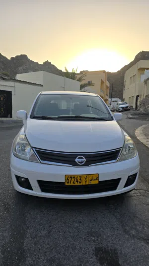 NISSAN VERSA 2012 MODEL WHITE 1.8V