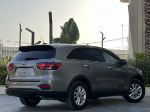 Used Kia Sorento in Tripoli