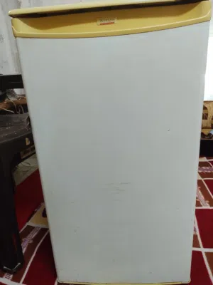 ثلاجة مكتب للبيع